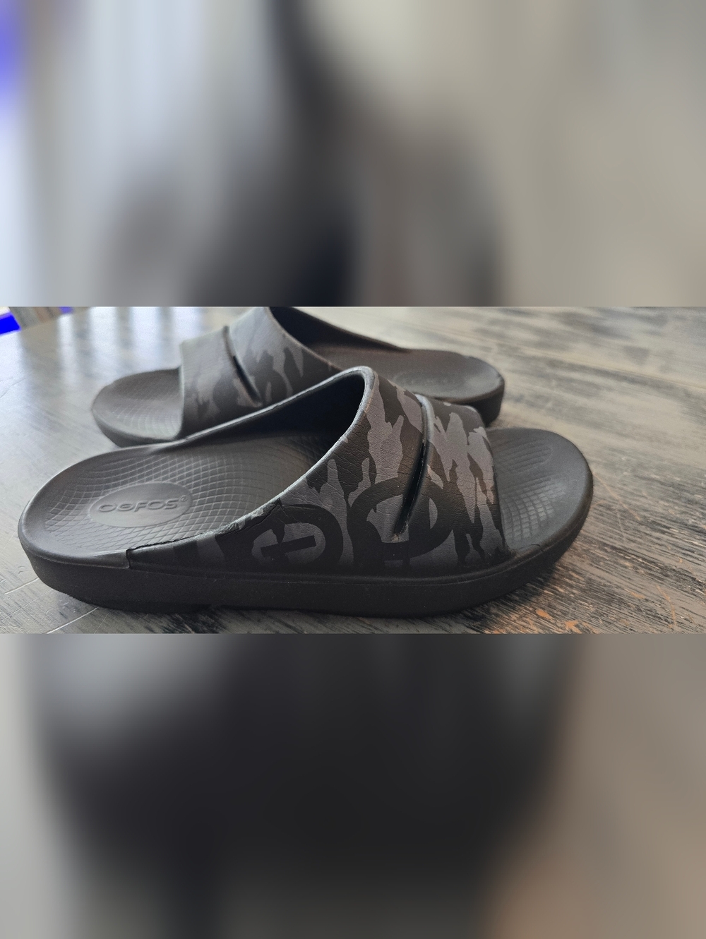 OOFOS Black Camo Slide Sandals